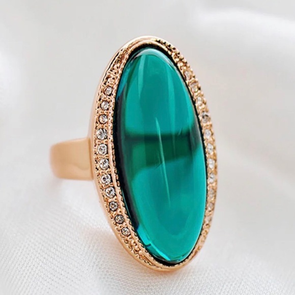 Ring - Picture 5 of 7